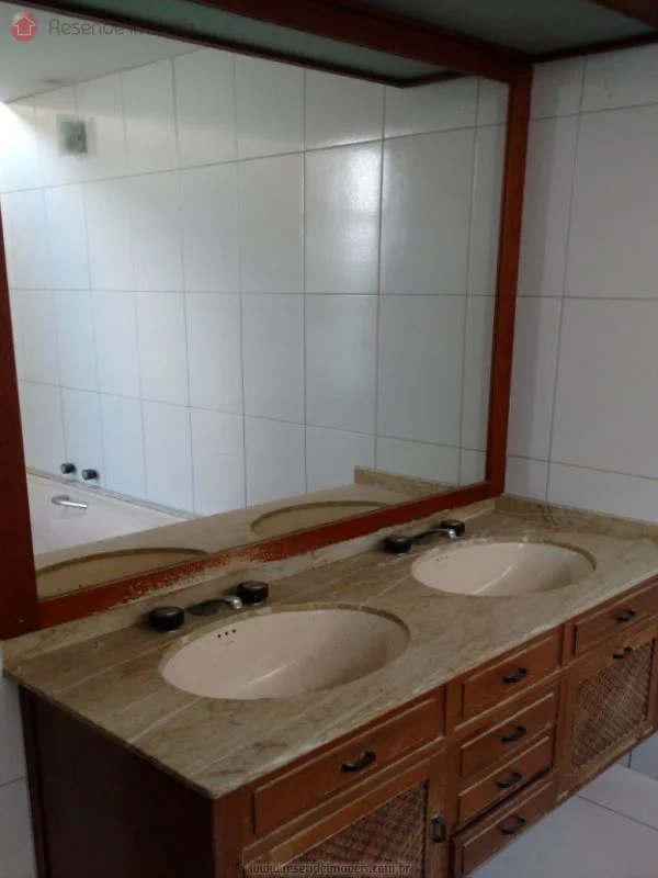 Foto 26 de 28 - Casa para aluguel em Jardim Brasília